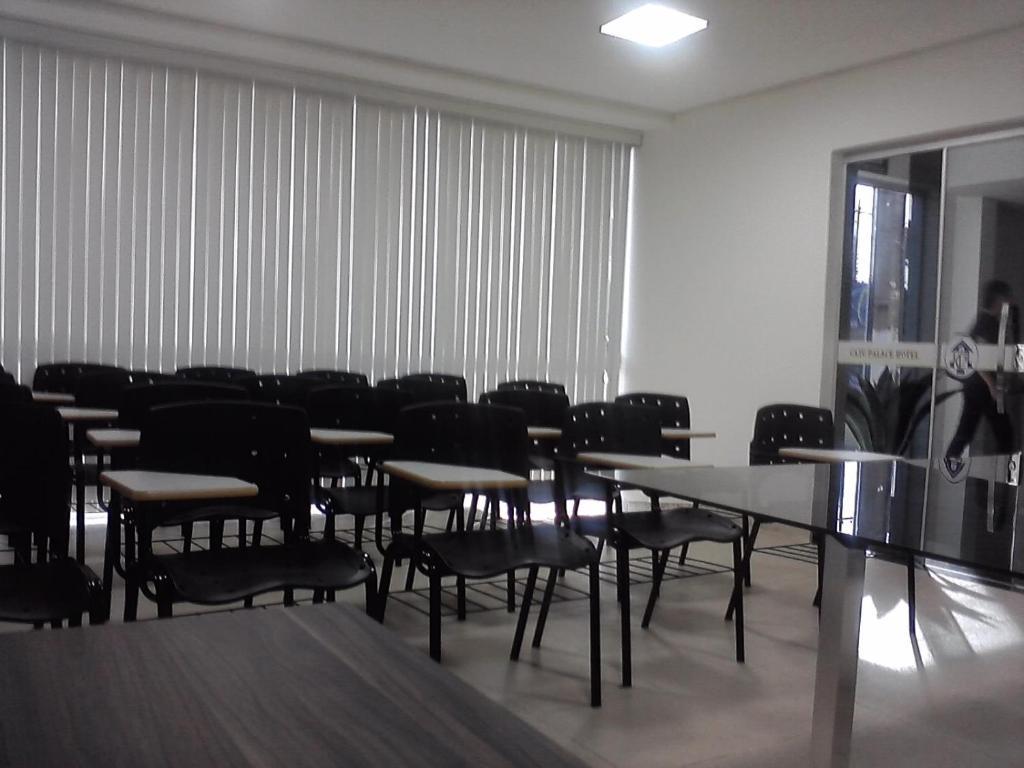 Catu Palace Hotel Rondonopolis Bagian luar foto
